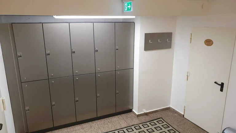 Marienfelde: Gewerbeeinheit